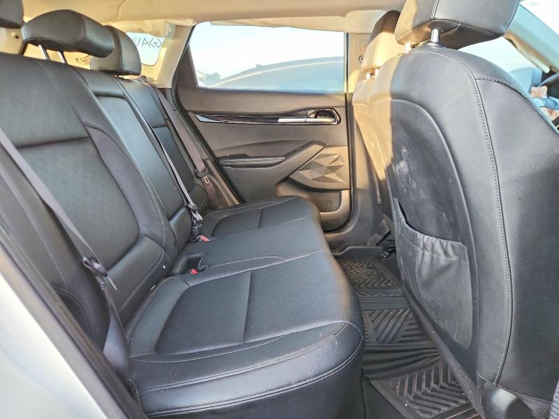 Фото 11 - KIA SELTOS