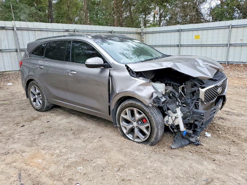 Фото 4 - KIA SORENTO