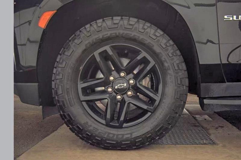 Фото 11 - CHEVROLET SUBURBAN