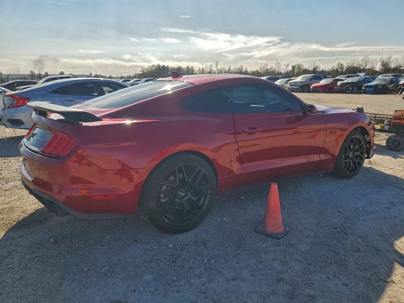 Фото 3 - FORD MUSTANG