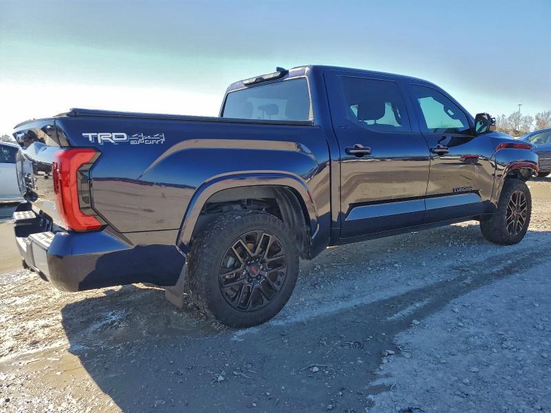 Фото 3 - TOYOTA TUNDRA