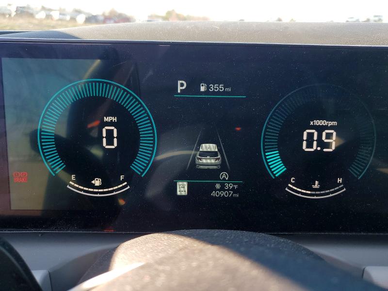 Фото 9 - HYUNDAI TUCSON