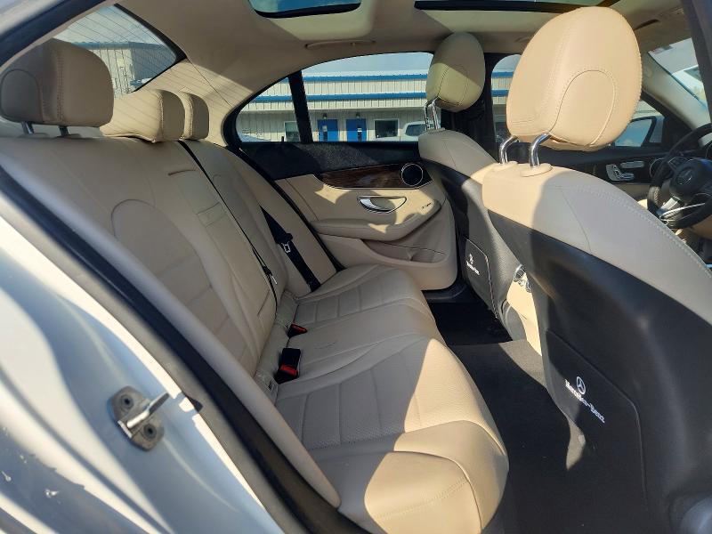 Фото 10 - MERCEDES-BENZ C-CLASS