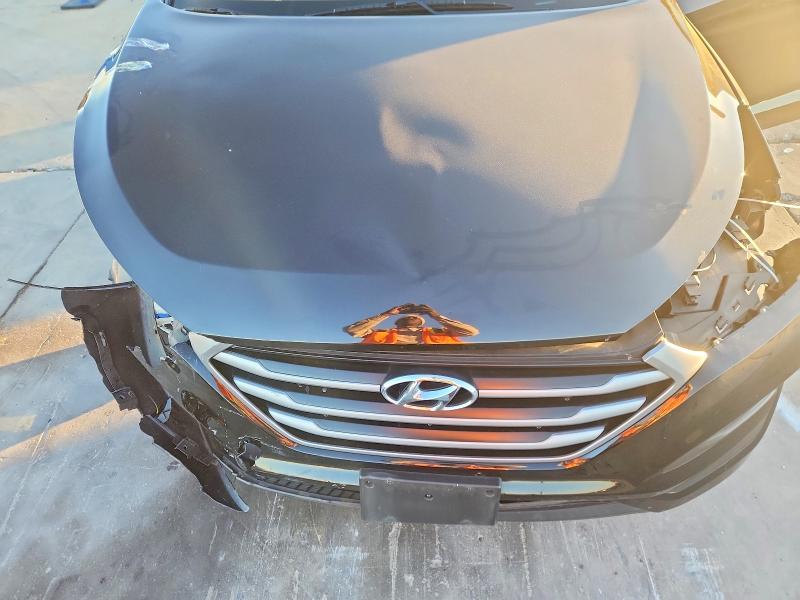 Фото 12 - HYUNDAI TUCSON