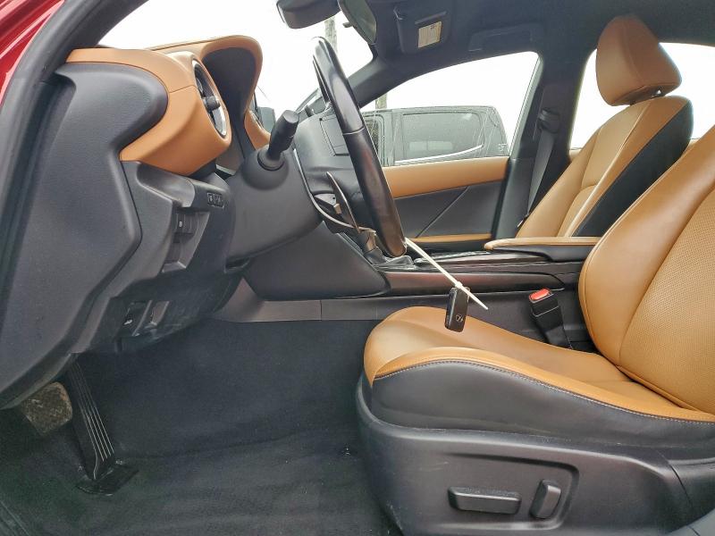 Фото 7 - LEXUS IS