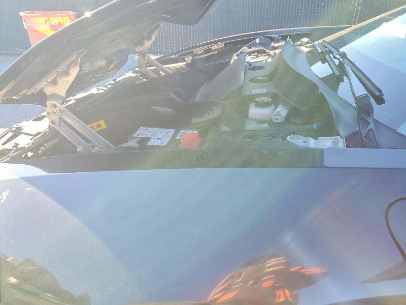 Фото 11 - BMW I SERIES