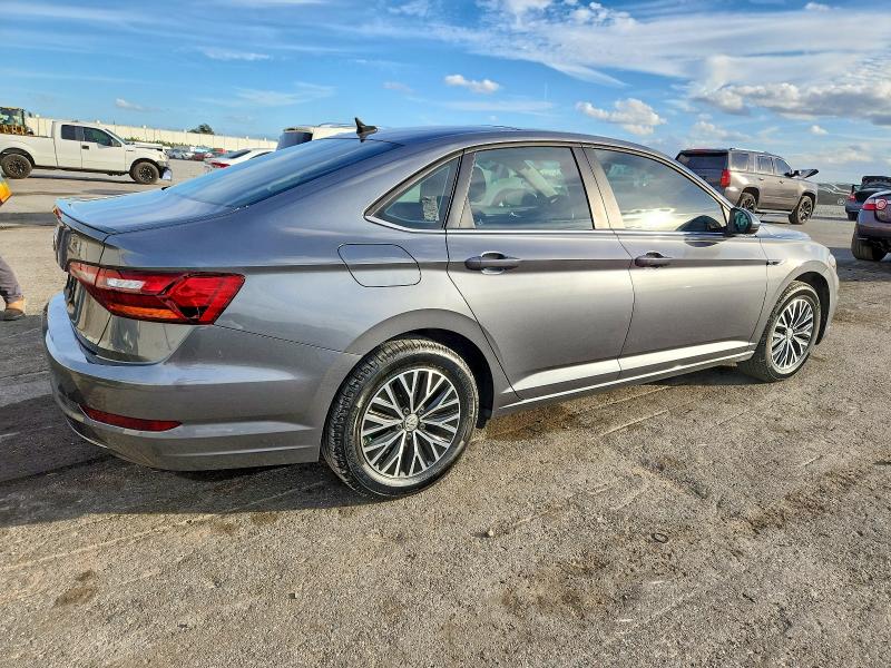 Фото 3 - VOLKSWAGEN JETTA