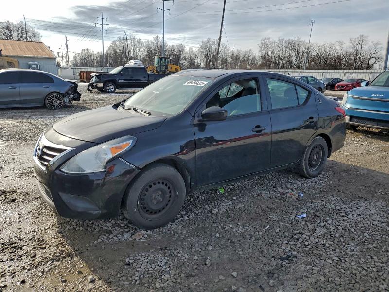 Фото 1 - NISSAN VERSA