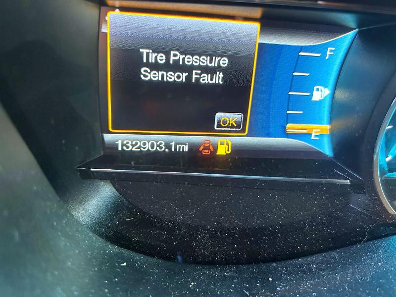 Фото 8 - FORD EXPLORER