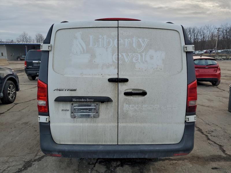 Фото 6 - MERCEDES-BENZ METRIS