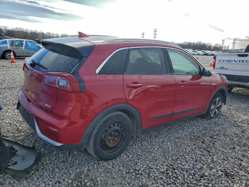 Фото 3 - KIA NIRO