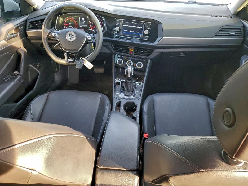 Фото 8 - VOLKSWAGEN JETTA