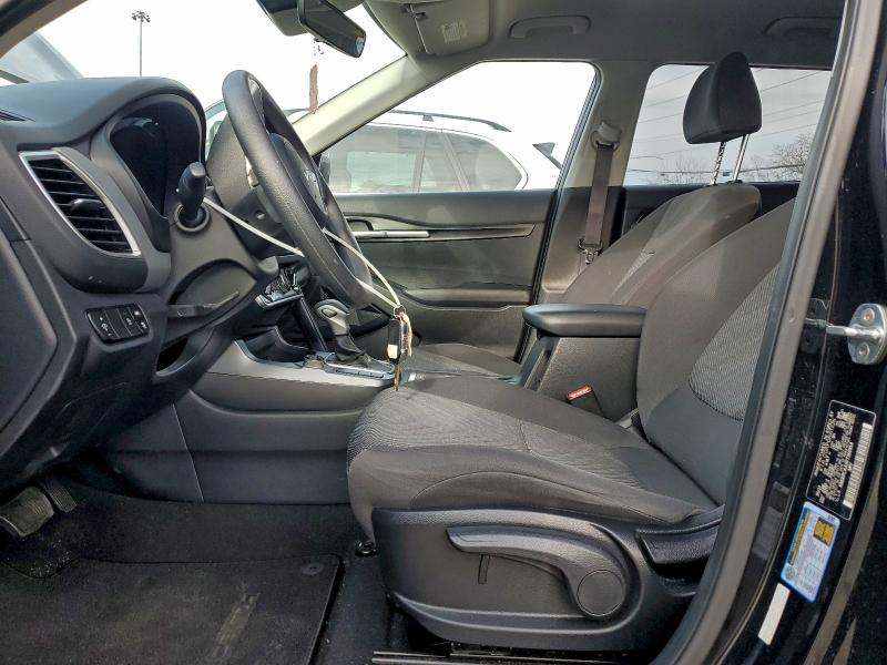 Фото 7 - KIA SELTOS