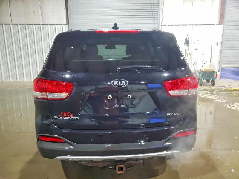 Фото 6 - KIA SORENTO