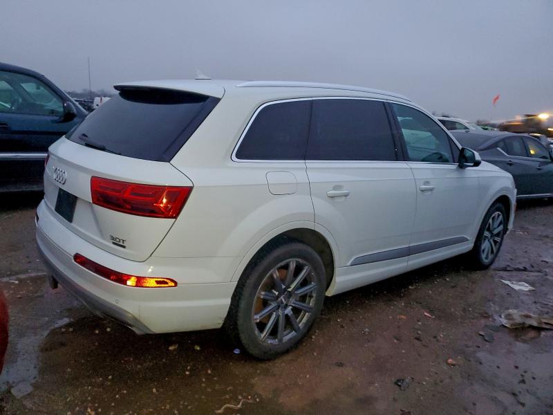 Фото 3 - AUDI Q7