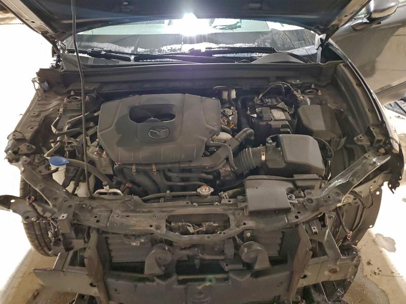 Фото 12 - MAZDA CX30