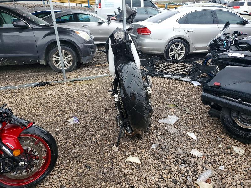 YAMAHA FZ600-800 2009