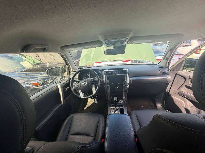 Фото 9 - TOYOTA 4RUNNER