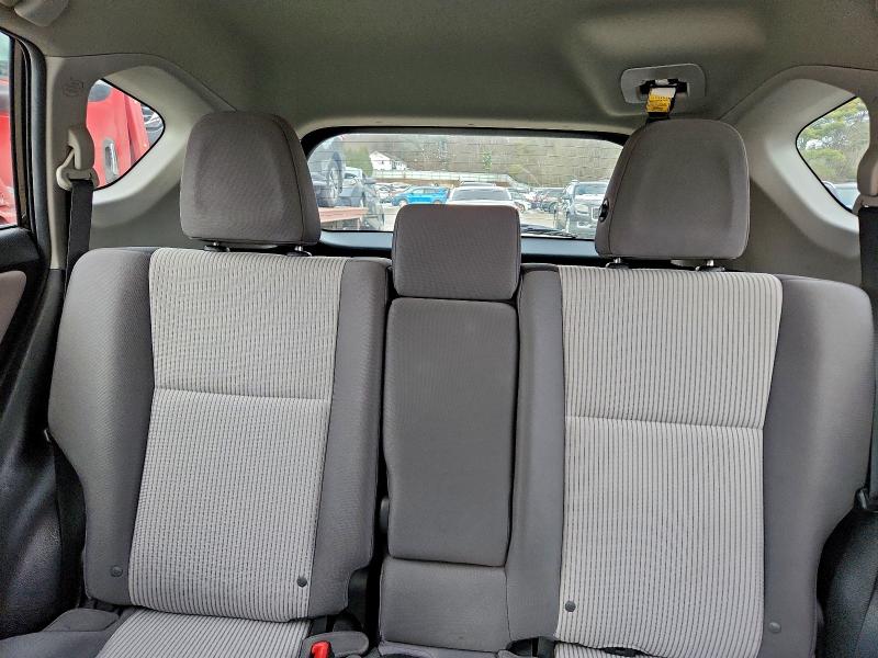 Фото 10 - TOYOTA RAV4