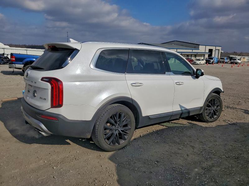 Фото 3 - KIA TELLURIDE