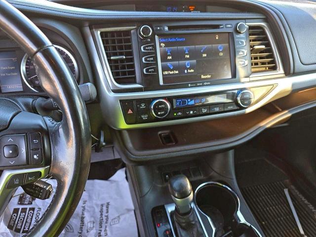 Фото 11 - TOYOTA HIGHLANDER