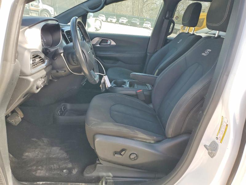 Фото 7 - CHRYSLER PACIFICA