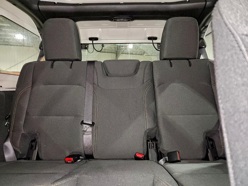 Фото 10 - JEEP WRANGLER