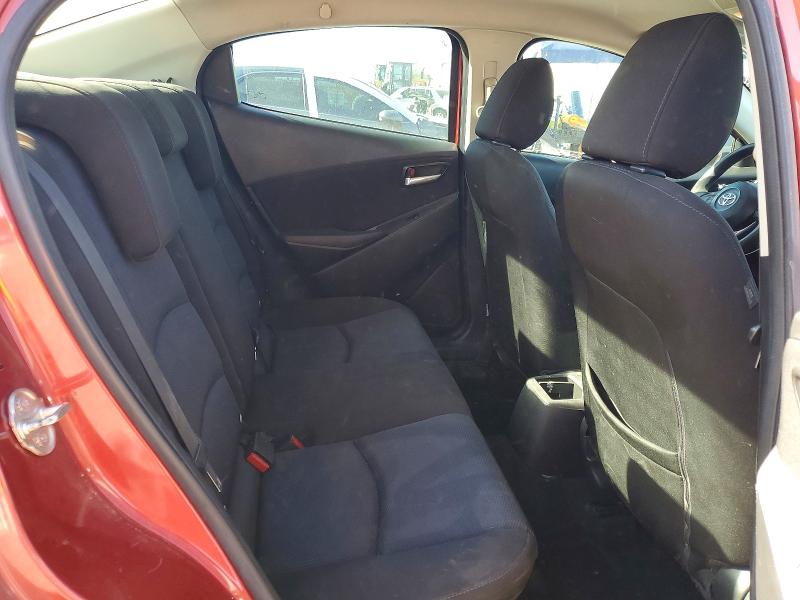 Фото 10 - TOYOTA YARIS