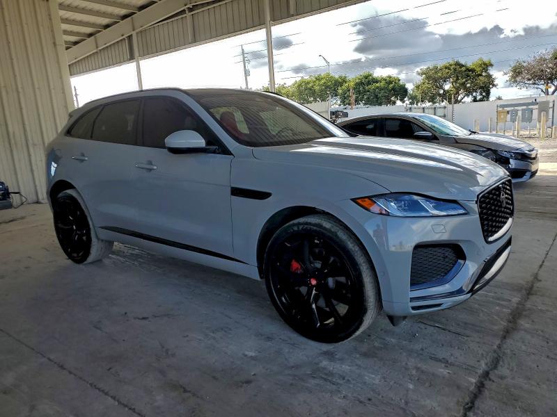 Фото 4 - JAGUAR F-PACE