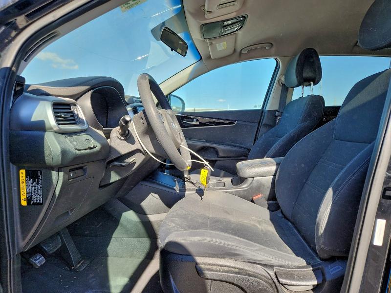 Фото 7 - KIA SORENTO