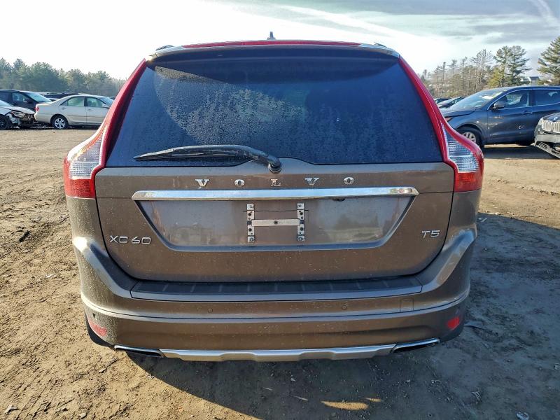 VOLVO XC60 2015 VIN YV440MDK0F2675295