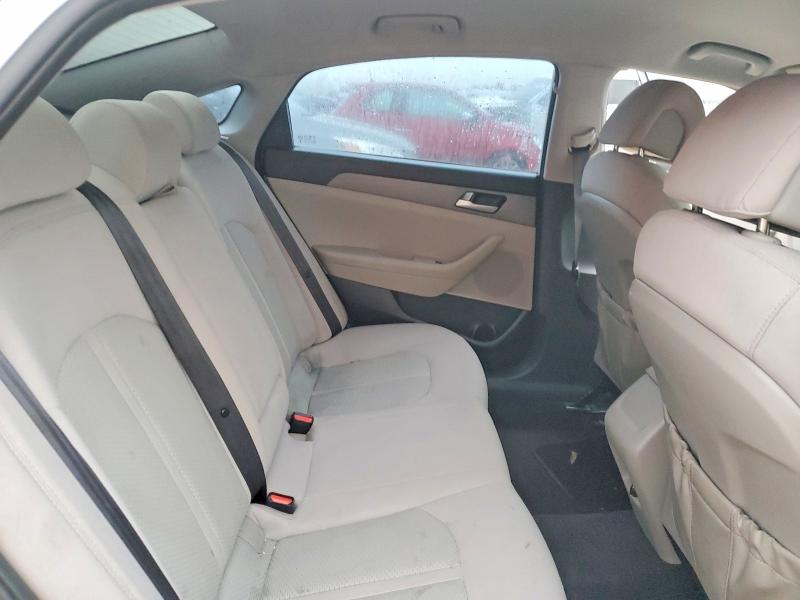 Фото 10 - HYUNDAI SONATA