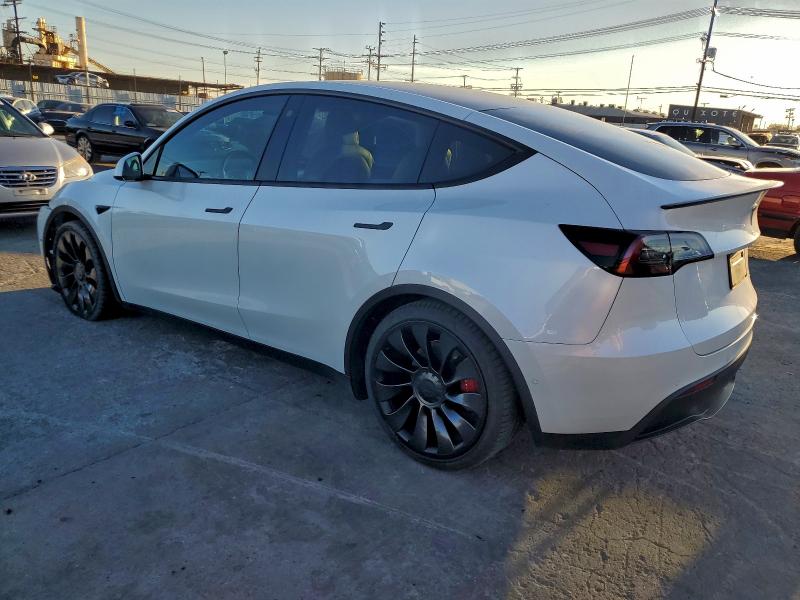 Фото 2 - TESLA MODEL Y