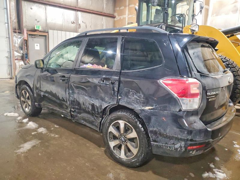 Фото 2 - SUBARU FORESTER