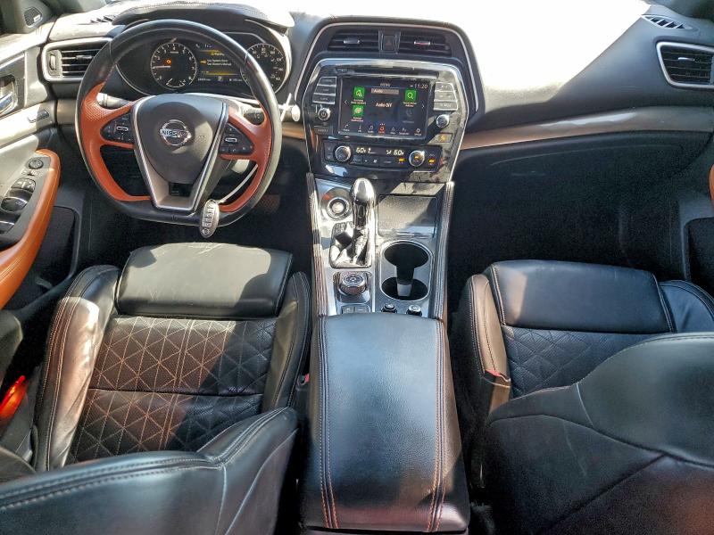 Фото 8 - NISSAN MAXIMA