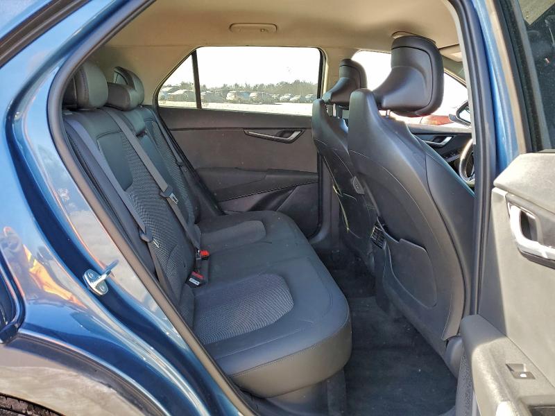 Фото 10 - KIA NIRO