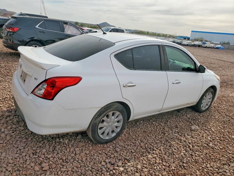 Фото 3 - NISSAN VERSA