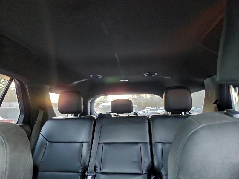 Фото 10 - FORD EXPLORER