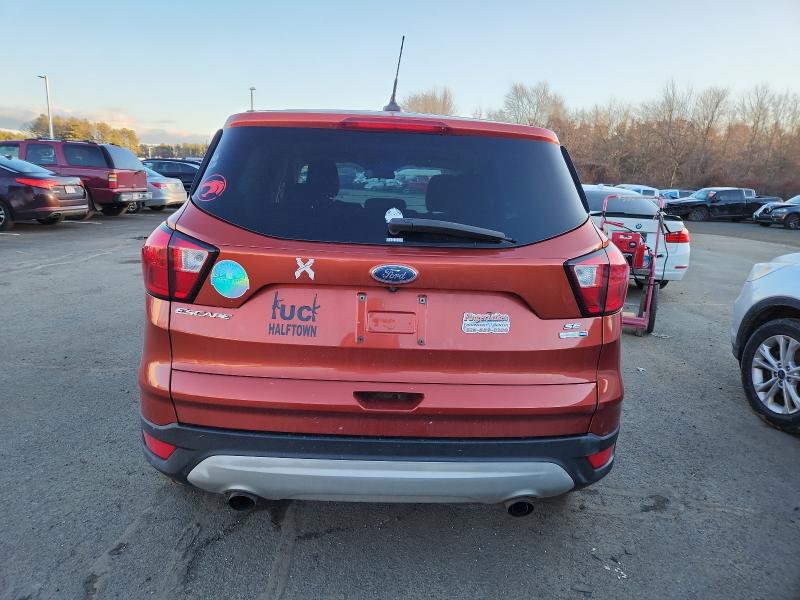 Фото 6 - FORD ESCAPE