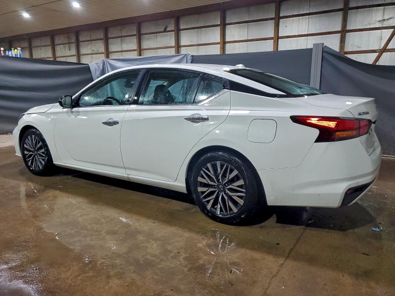 Фото 2 - NISSAN ALTIMA