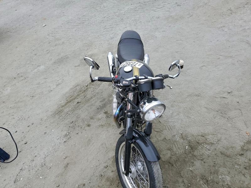 TRIUMPH THRUXTON 2013