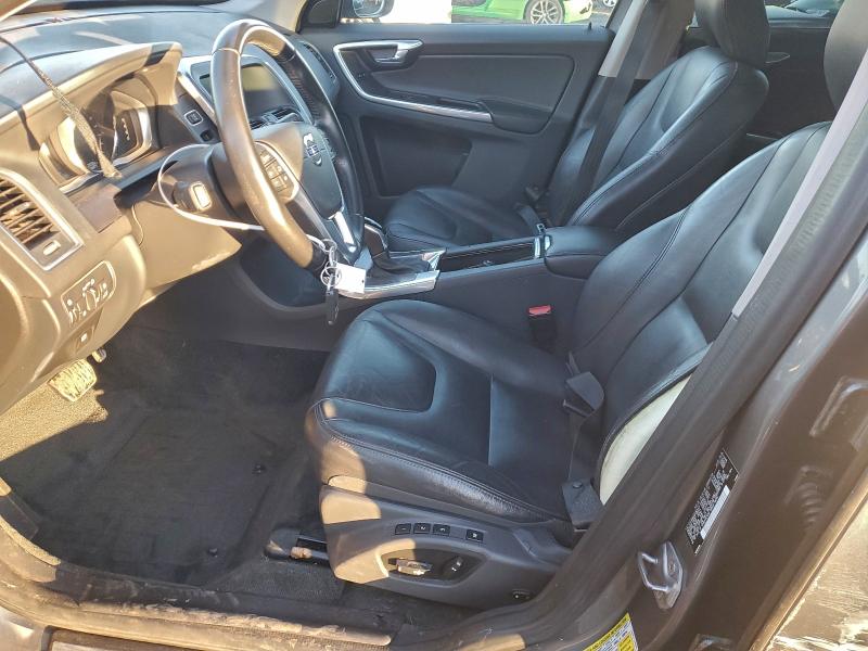 Фото 7 - VOLVO XC60