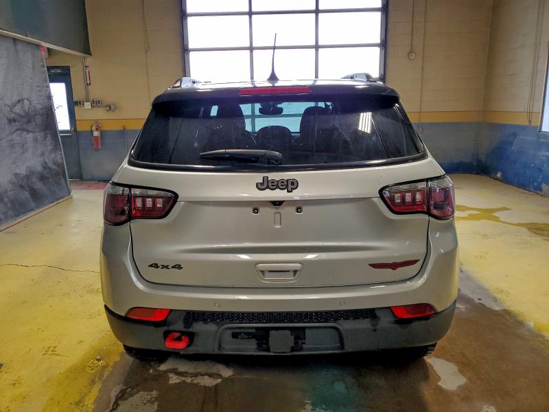 Фото 6 - JEEP COMPASS