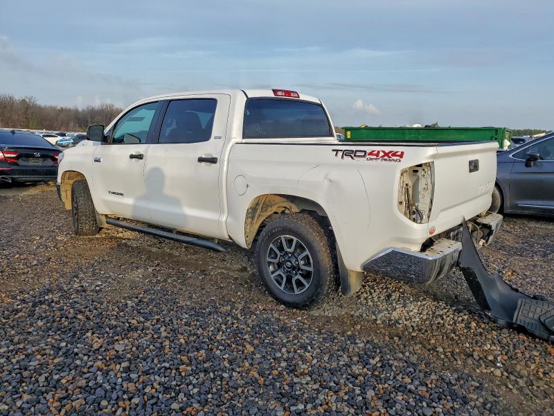 Фото 2 - TOYOTA TUNDRA