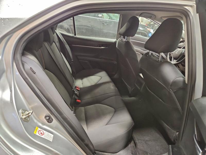 Фото 10 - TOYOTA CAMRY