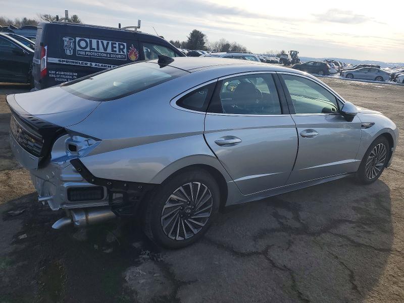 Фото 3 - HYUNDAI SONATA