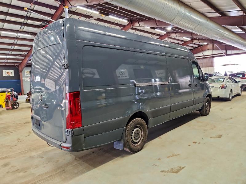 Фото 3 - MERCEDES-BENZ SPRINTER