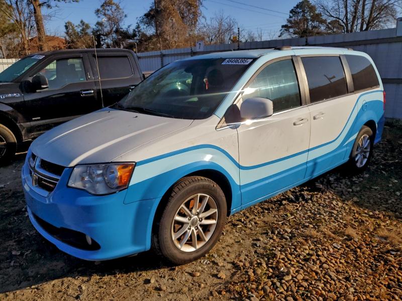 Фото 1 - DODGE CARAVAN
