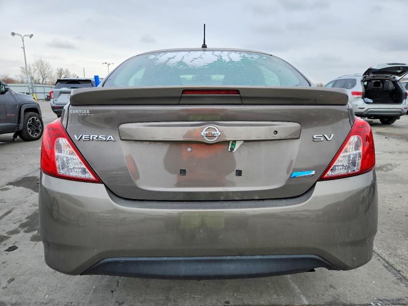 Фото 6 - NISSAN VERSA