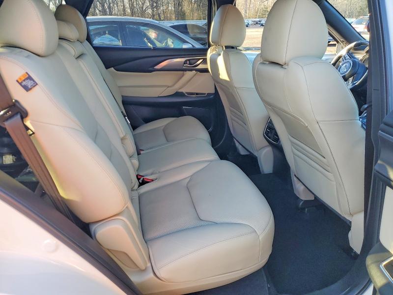 Фото 11 - MAZDA CX-9